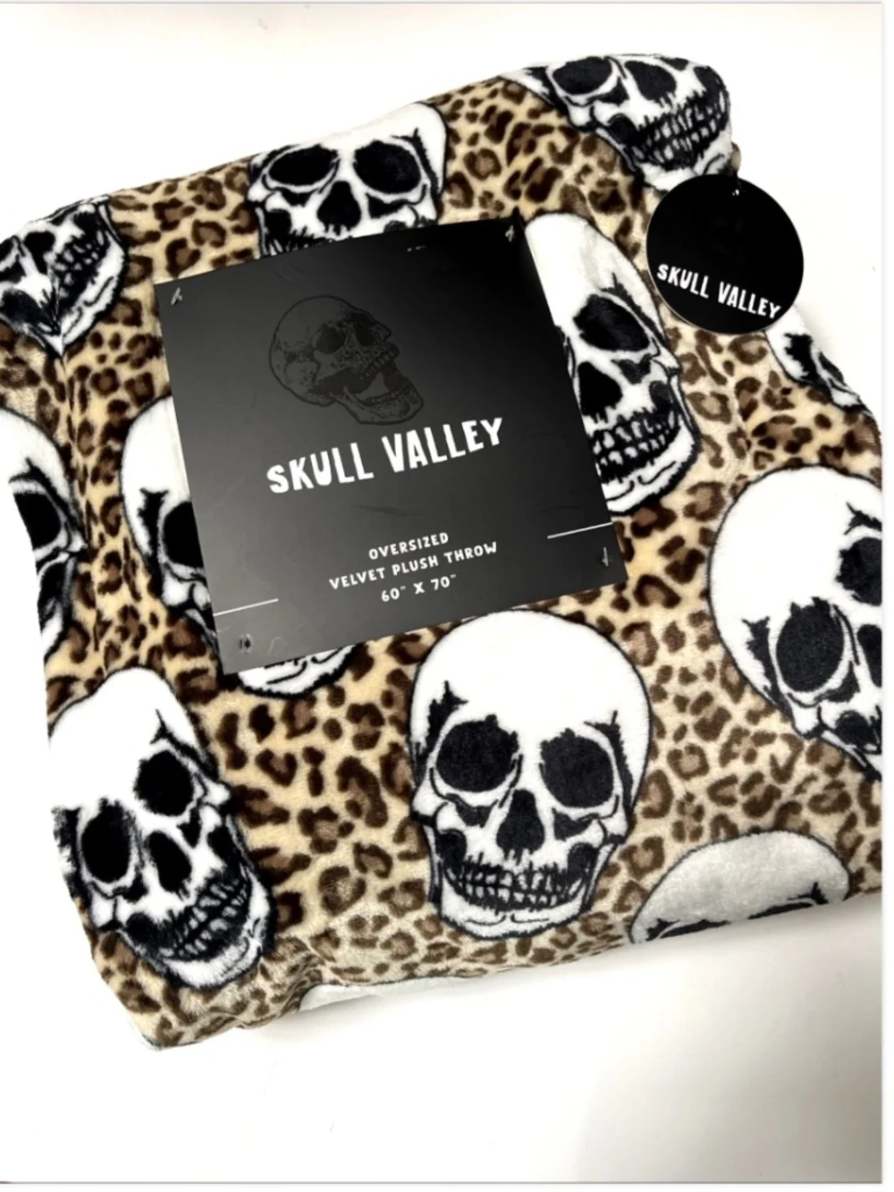 Skull Valley Oversized Velvet Plush Throw 60x70 Skull Leopard Print Blanket NWT